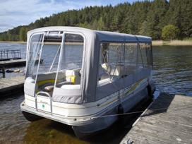 JAV Sun Tracker BH-21, pontoniniai laivai