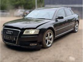 Audi A8 variklis