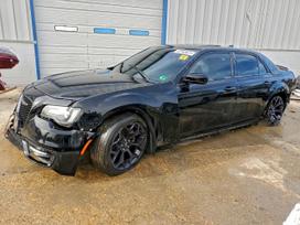Chrysler 300S for parts. Www allbids lt info allbids lt 37061488822 allbids