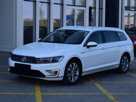 Volkswagen Passat, 1.4 l., universalas