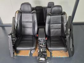 Jeep Grand Cherokee Summit priekines sedynes sildomos ventiliuojamos galines sild