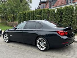BMW 740, 3.0 l., saloon / sedan