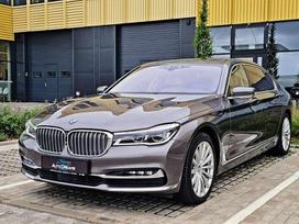 BMW 750, 4.4 l., Седан