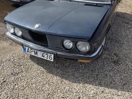 BMW 318 Variklis pavaru deze gero stovio yra neblogu kebulo daliu kebul