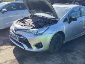 Toyota Avensis dalimis