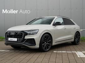 Audi Q8, 3.0 l., off-road / crossover