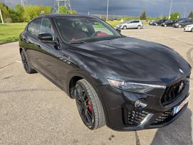 Maserati Levante, 3.8 l., visureigis / krosoveris