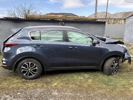 Kia Sportage for parts. Kia sportage 2018m dalimis variklis d4fe rida 122k