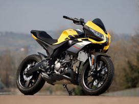 Aprilia Tuono 125cc, sporta / superbikes