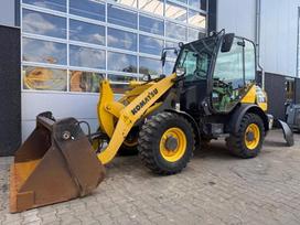 Komatsu WA 70, frontal loader