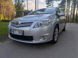 Toyota Auris, 1.4 l., hečbekas