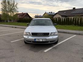 Audi A8, 2.5 l., Седан