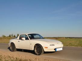 Mazda MX-5, 1.8 l., convertible