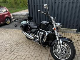 Triumph Rocket III 2300cc, touring / sport touring