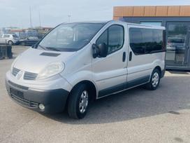 Renault Trafic, 2.0 l., passenger minibus