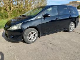 Mitsubishi Grandis, 2.0 l., Минивэн