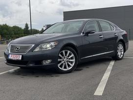 Lexus LS 460, 4.6 l., sedans