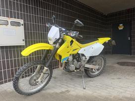 Suzuki DR-Z 400cc, enduro / adventure