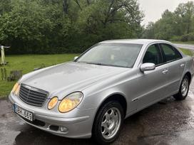Mercedes-Benz E200, 2.2 l., Седан