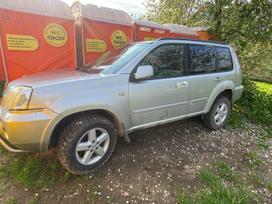 Nissan X-Trail, 2.2 l., off-road / crossover