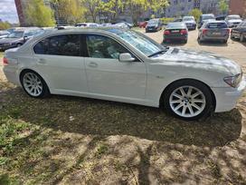 Bmw 750, 4.8 l., sedanas