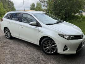 Toyota Auris, 1.8 l., Универсал
