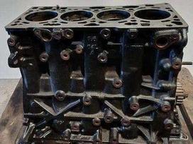 Volkswagen Golf, CLHH, engine