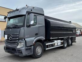 Mercedes-Benz Actros 2542, autocisternas