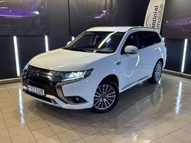 Mitsubishi Outlander, 2.4 l., visureigis /
