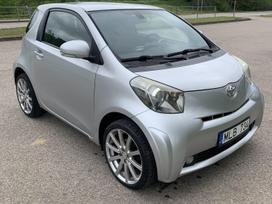Toyota iQ, 1.3 l., hatchback