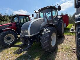 Valtra T 121 HT su Ground PTO, tractors