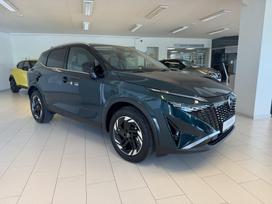 Nissan Qashqai, 1.3 l., off-road / crossover