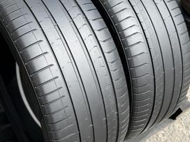 Pirelli P Zero, summer 275/35 R21