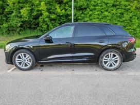 Audi e-tron, 71 kwh, visureigis / krosoveris