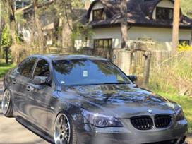 BMW 545, 4.4 l., Седан