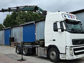 Volvo FH540 6x2 + Hiab crane, single sleeper