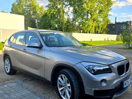 BMW X1, 2.0 l., Внедорожник / Кроссовер
