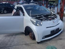 Toyota iQ