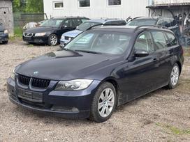 BMW 320 37068366700