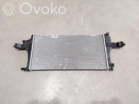 Volvo XC40 Aušinimo skysčio radiatorius 31686548