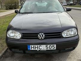 Volkswagen Golf, Седан