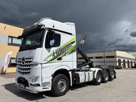 Mercedes-Benz AROCS, savivarčiai su kabliu