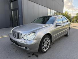 Mercedes-Benz C200, 2.2 l., sedanas