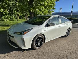 Toyota Prius, 1.8 l., hatchback