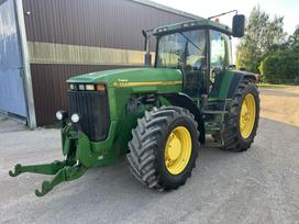 John Deere 8100, traktoriai