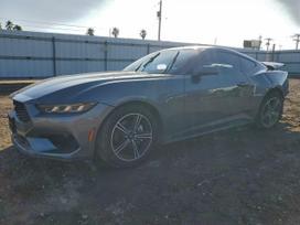 Ford Mustang dalimis