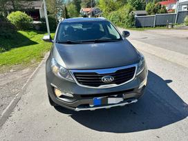 Kia Sportage, 1.7 l., Внедорожник / Кроссовер