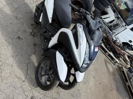Yamaha Tricity 125, мотороллеры / мопеды