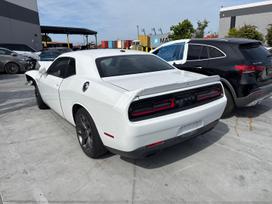 Dodge Challenger, 5.7 l., kupė (coupe)
