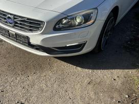 Volvo V60 по частям. 0620 34257 dalis siunčiu i visus lietuvos miestus